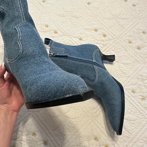 Dolce Vita Austin Boots - Picture 9 of 10